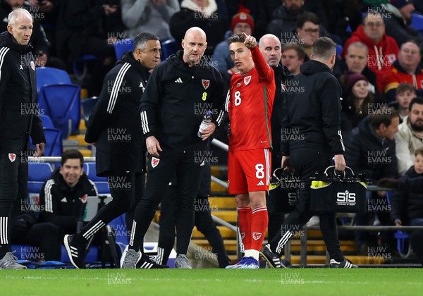 211123 - Wales v Turkey - UEFA Euro 2024 Qualifier - Wales Manager Rob Page and Harry Wilson of Wales 