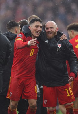 050622 -  Wales v Ukraine, World Cup Qualifying Play Off Final - Harry Wilson of Wales and Jonny Williams of Wales celebrate as Wales reach the World Cup Finals