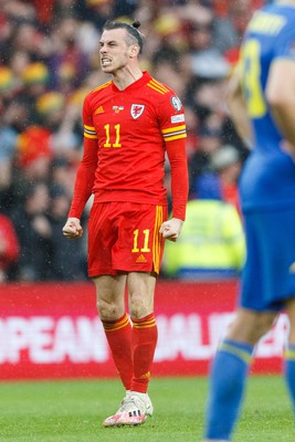 050622 -  Wales v Ukraine, World Cup Qualifying Play Off Final - Gareth Bale of Wales celebrates after the final whistle