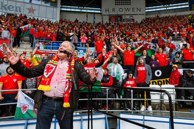 050622 -  Wales v Ukraine, World Cup Qualifying Play Off Final - Dafydd Iwan sings Yma o Hyd