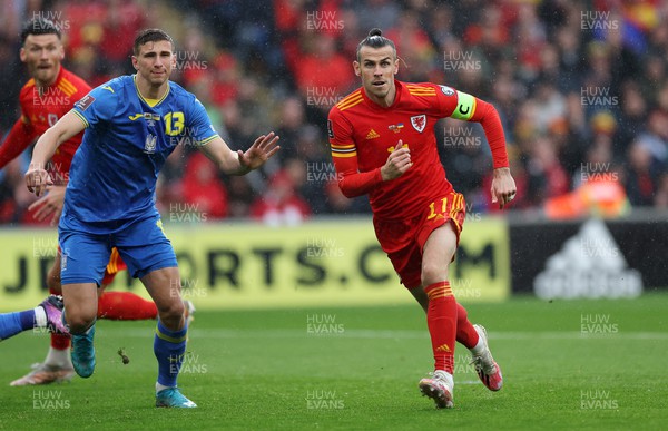 050622 -  Wales v Ukraine, World Cup Qualifying Play Off Final - Gareth Bale of Wales looks on