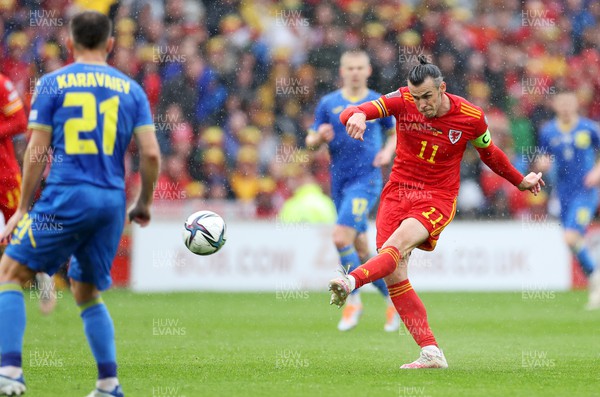 050622 -  Wales v Ukraine, World Cup Qualifying Play Off Final - Gareth Bale of Wales takes a free kick