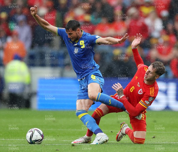 050622 -  Wales v Ukraine, World Cup Qualifying Play Off Final - Roman Yaremchuk of Ukraine is tackled by Joe Rodon of Wale