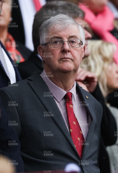050622 -  Wales v Ukraine, World Cup Qualifying Play Off Final - Rt Hon Mark Drakeford MS, First Minister of Wales, ahead of the match