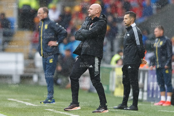 050622 -  Wales v Ukraine, World Cup Qualifying Play Off Final - Wales manager Rob Page
