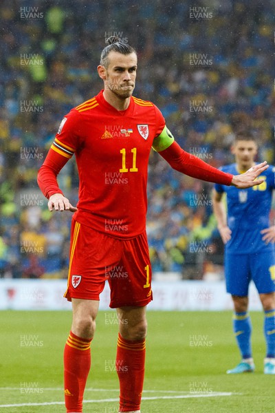 050622 -  Wales v Ukraine, World Cup Qualifying Play Off Final - Gareth Bale of Wales calls for calm