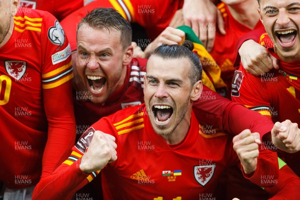 050622 -  Wales v Ukraine, World Cup Qualifying Play Off Final - Gareth Bale of Wales celebrates at the end of the match