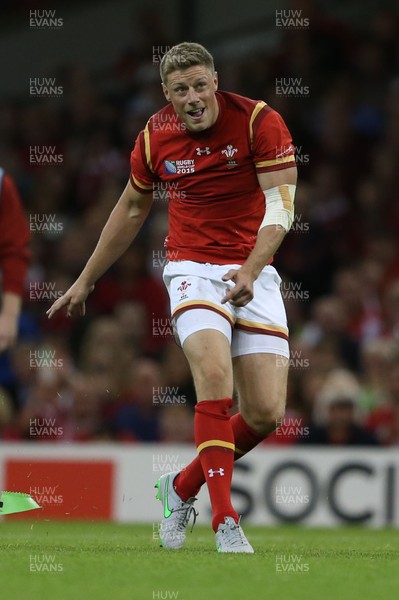 200915 - Wales v Uruguay - Rugby World Cup 2015 - Rhys Priestland of Wales gets the conversion