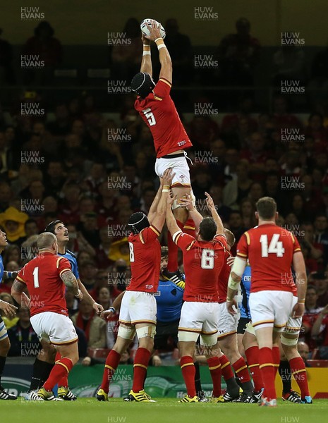 200915 - Wales v Uruguay - Rugby World Cup 2015 - Luke Charteris of Wales wins the line out