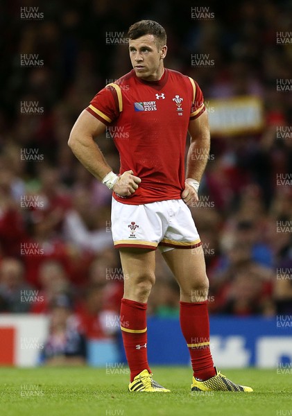 200915 - Wales v Uruguay - Rugby World Cup 2015 - Gareth Davies of Wales