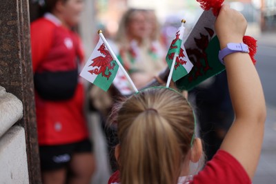 260926 - Wales Women v USA Women - Vodafone Wales WXV Series - Fans welcome the team to the stadium