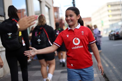 260926 - Wales Women v USA Women - Vodafone Wales WXV Series - Fans welcome the team to the stadium