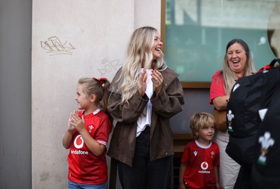 260926 - Wales Women v USA Women - Vodafone Wales WXV Series - Fans welcome the team to the stadium