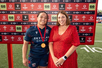 260926 - Wales Women v USA Women - Vodafone Wales WXV Series - Player of the Match Freda Tafuna of USA presented by Heledd Fychan