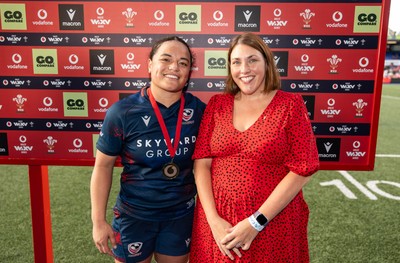 260926 - Wales Women v USA Women - Vodafone Wales WXV Series - Player of the Match Freda Tafuna of USA presented by Heledd Fychan