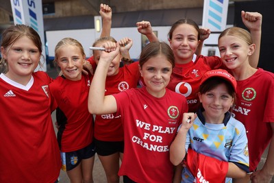 260926 - Wales Women v USA Women - Vodafone Wales WXV Series - Wales fans