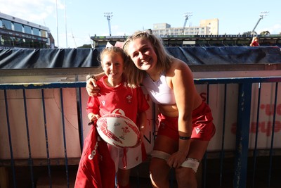 260926 - Wales Women v USA Women - Vodafone Wales WXV Series - Wales fans