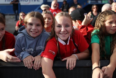 260926 - Wales Women v USA Women - Vodafone Wales WXV Series - Wales fans