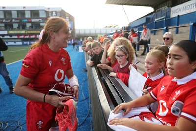 260926 - Wales Women v USA Women - Vodafone Wales WXV Series - Wales fans