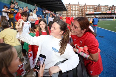 260926 - Wales Women v USA Women - Vodafone Wales WXV Series - Wales fans