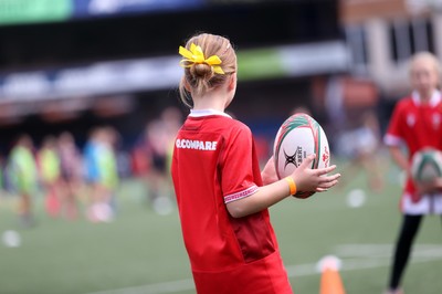 260926 - Wales Women v USA Women - Vodafone Wales WXV Series - Wales fans