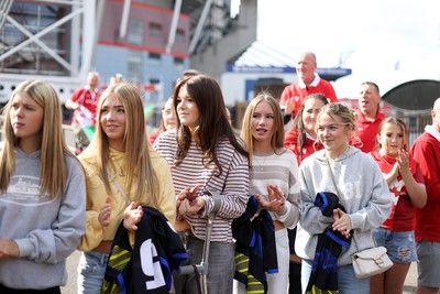 260926 - Wales Women v USA Women - Vodafone Wales WXV Series - Wales fans