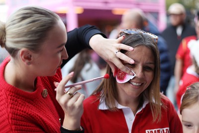260926 - Wales Women v USA Women - Vodafone Wales WXV Series - Wales fans