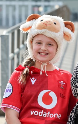 260926 Wales v USA, Vodafone Wales WXV Series -  Wales fans as the team make their way to the stadium