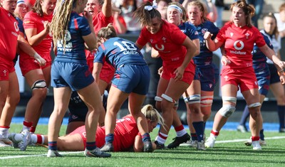 260926 Wales v USA, Vodafone Wales WXV Series - Kelsey Jones of Wales powers over to score try