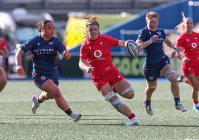 260926 Wales v USA, Vodafone Wales WXV Series - Kate Williams of Wales breaks away