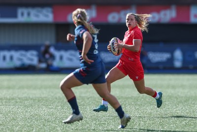 260926 Wales v USA, Vodafone Wales WXV Series - Amy Williams of Wales takes on Abigail Paton of USA