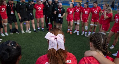 260926 Wales v USA, Vodafone Wales WXV Series - Wales players huddle up at the end of the match