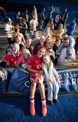 260926 Wales v USA, Vodafone Wales WXV Series - Georgia Evans of Wales with her family at end of the match