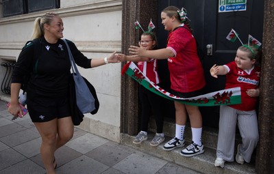 260926 Wales v USA, Vodafone Wales WXV Series - Wales fans greet the players as the walk from the hotel to the stadium