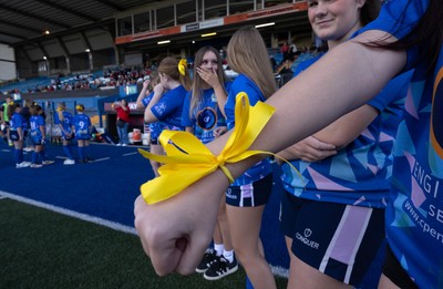 260926 Wales v USA, Vodafone Wales WXV Series - The guard of honour wearing yellow ribbons 