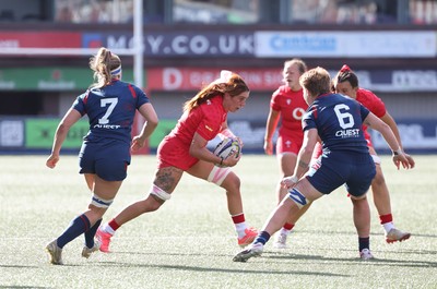 260926 Wales v USA, Vodafone Wales WXV Series - Georgia Evans of Wales takes on Hann Humphreys of USA and Georgie Perris-Redding of USA