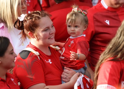 260926 Wales v USA, Vodafone Wales WXV Series - Young Wales fan