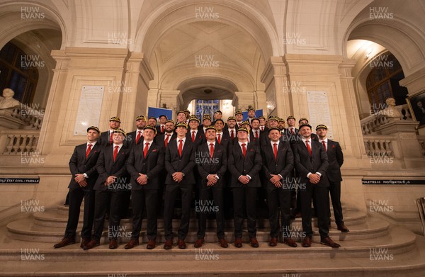 030923 - The Welsh Rugby Teams Welcome Ceremony at the City Hall of Versailles for the 2023 Rugby World Cup - Wales team photo