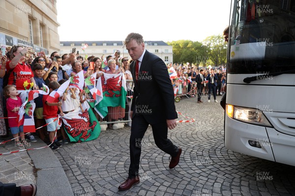030923 - The Welsh Rugby Teams Welcome Ceremony at the City Hall of Versailles for the 2023 Rugby World Cup - Nick Tompkins