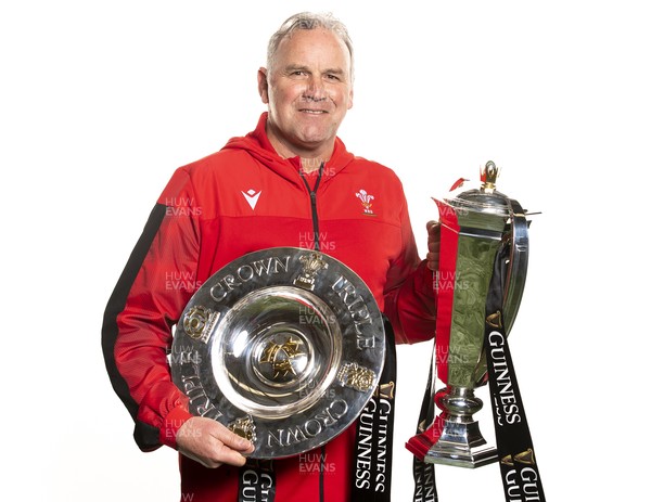 270321 - Wales Rugby Team Presented with Guinness Six Nations Trophy -  Wayne Pivac with the trophy and triple crown