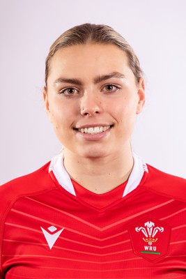 070323 - Wales Women 6 Nations Squad Portraits - Amelia Tutt