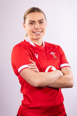 070323 - Wales Women 6 Nations Squad Portraits - Amelia Tutt