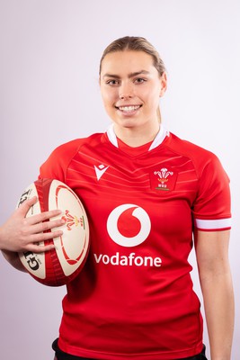 070323 - Wales Women 6 Nations Squad Portraits - Amelia Tutt