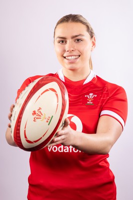 070323 - Wales Women 6 Nations Squad Portraits - Amelia Tutt