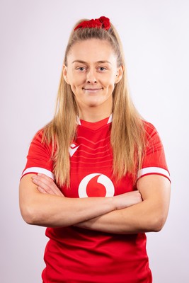 070323 - Wales Women 6 Nations Squad Portraits - Hannah Jones