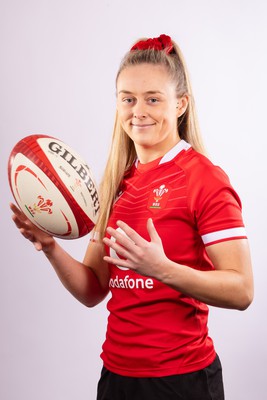 070323 - Wales Women 6 Nations Squad Portraits - Hannah Jones