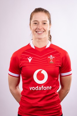 070323 - Wales Women 6 Nations Squad Portraits - Lisa Neumann