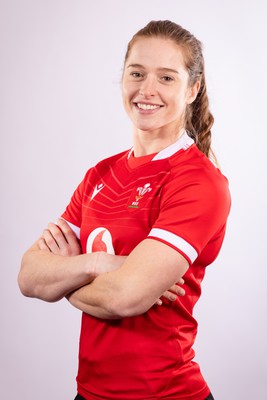 070323 - Wales Women 6 Nations Squad Portraits - Lisa Neumann