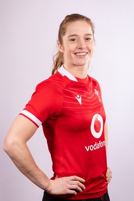 070323 - Wales Women 6 Nations Squad Portraits - Lisa Neumann