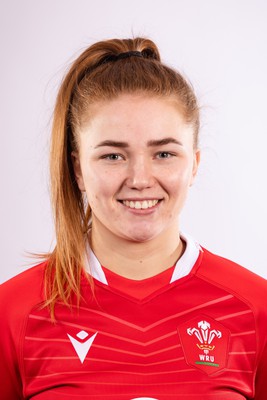 070323 - Wales Women 6 Nations Squad Portraits - Niamh Terry